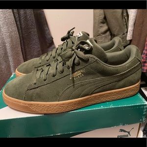 olive green puma